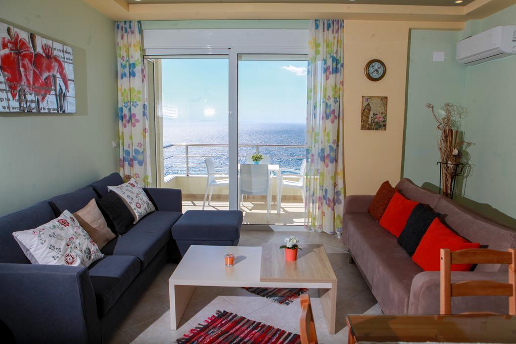 Blue Sea Apartments Sarande Exterior photo