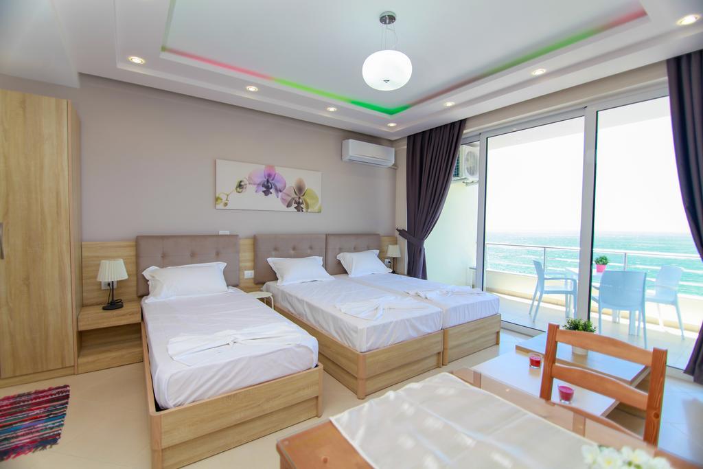 Blue Sea Apartments Sarande Exterior photo