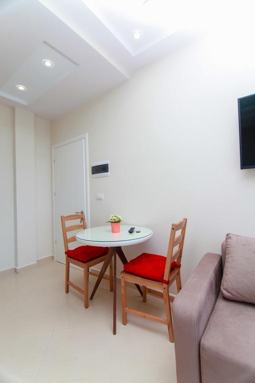 Blue Sea Apartments Sarande Room photo